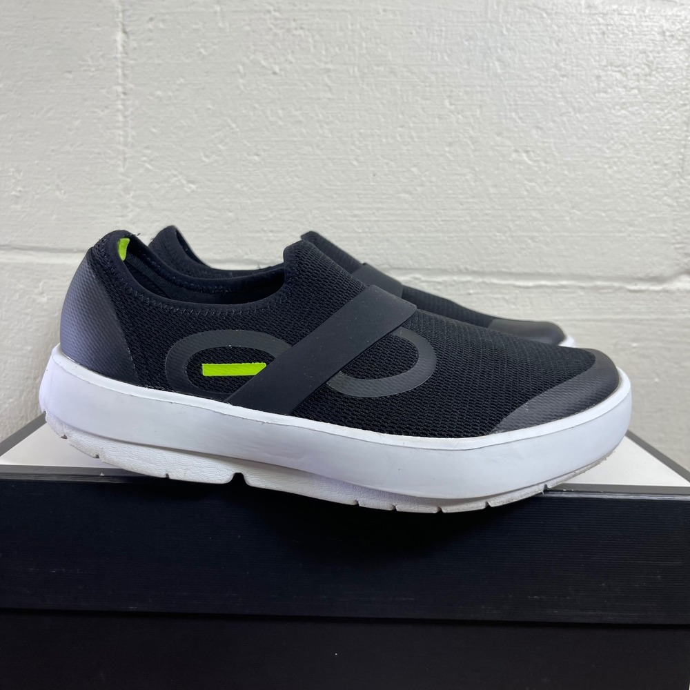 OOFOS OOmg EeZee Low Black Recovery Comfort Slip On Shoes Men's 11 US/44 EU